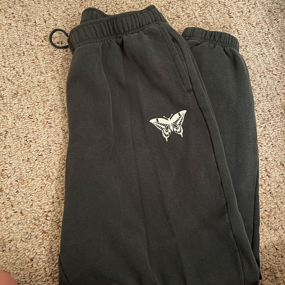 green pacsun sweatpants